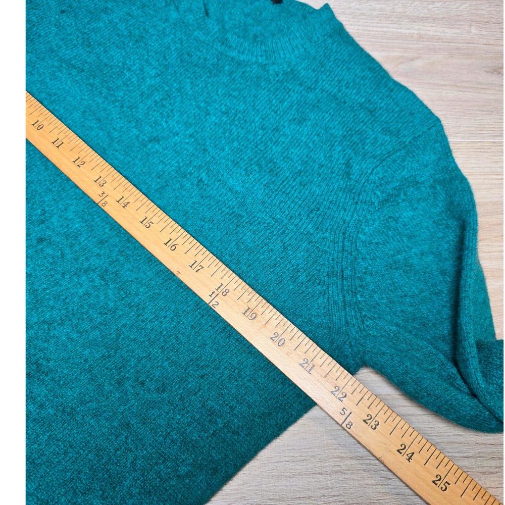 UNIQLO Women's 100% Wool Crewneck Sweater Size M Green Teal normcore minimalist - Picture 6 of 8